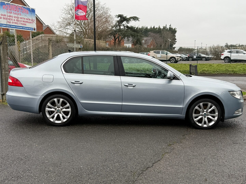 Skoda Superb Se Tsi GJ12YAU Blue #4