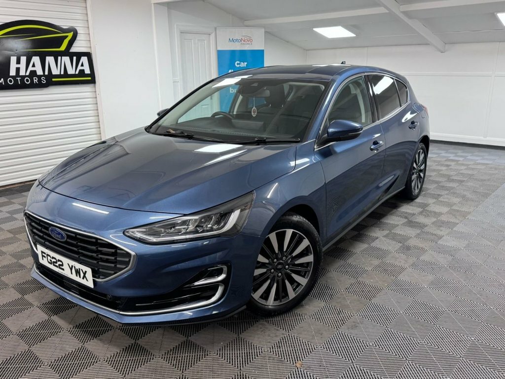 Ford Focus 1.0T Ecoboost Titanium Vignale Hatchback Petro FG22YWX Blue #3