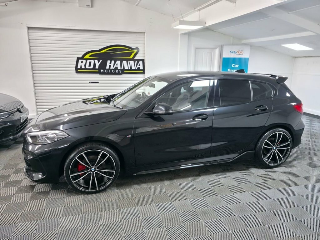 BMW 1 Series 1.5 118I M Sport Lcp Hatchback Dct Eu MA72JYV Black #2