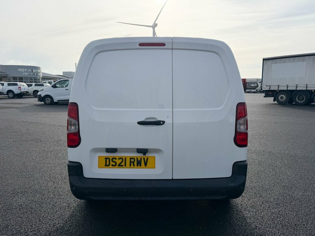 Vauxhall Combo 1.5L Dynamic DS21RWV White #3