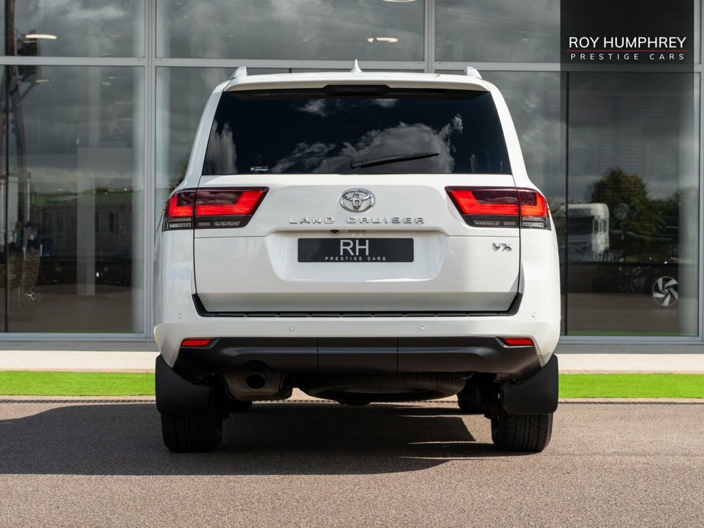 Toyota Land Cruiser 3.5L Twin Turbo V6 VX SP73BPV White #5