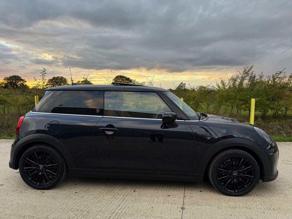 Mini Hatch 1.5 Cooper Exclusive Steptronic Euro 6 S S Blue #2
