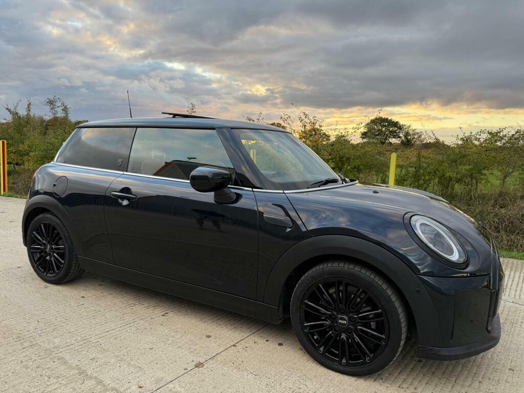 Mini Hatch 1.5 Cooper Exclusive Steptronic Euro 6 S S Blue