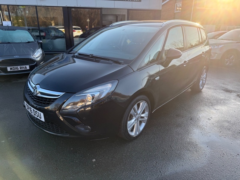 Vauxhall Zafira Sri Black #2