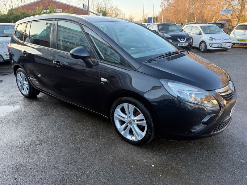 Vauxhall Zafira Sri Black #5