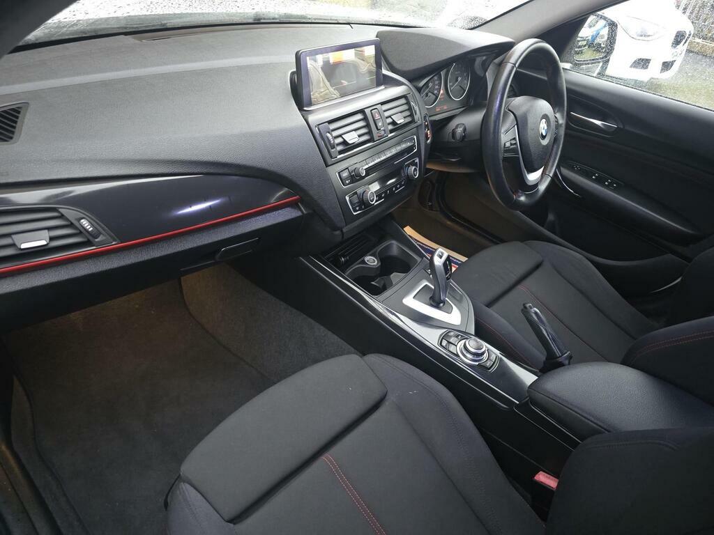 BMW 1 Series 1.6 116I Sport Hatchback YD63OCH White #4