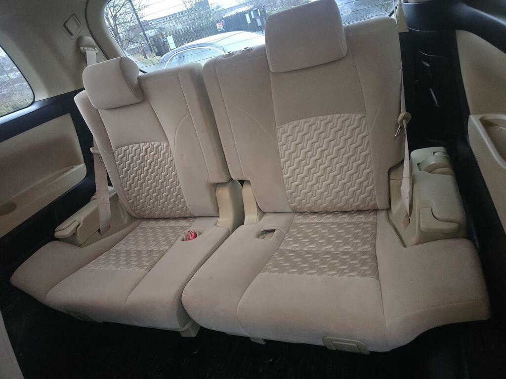 Toyota Alphard 2.5 White #4