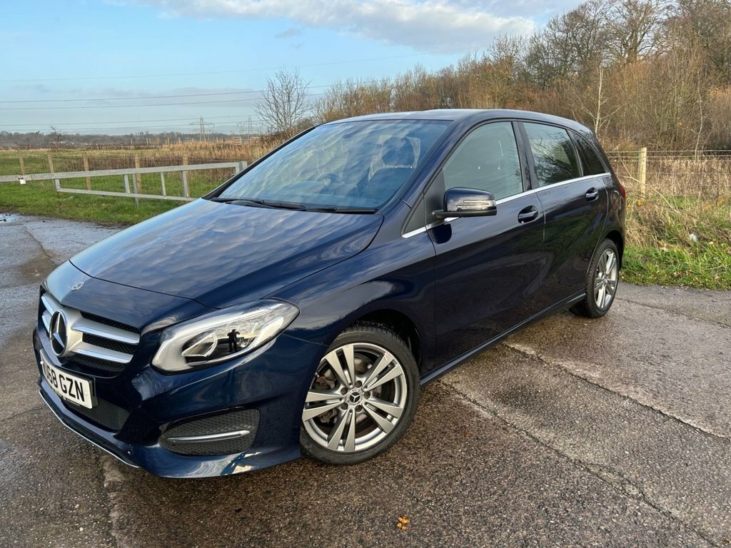 Mercedes-Benz B Class 1.6L Exclusive Edition WU68GZN Blue #2