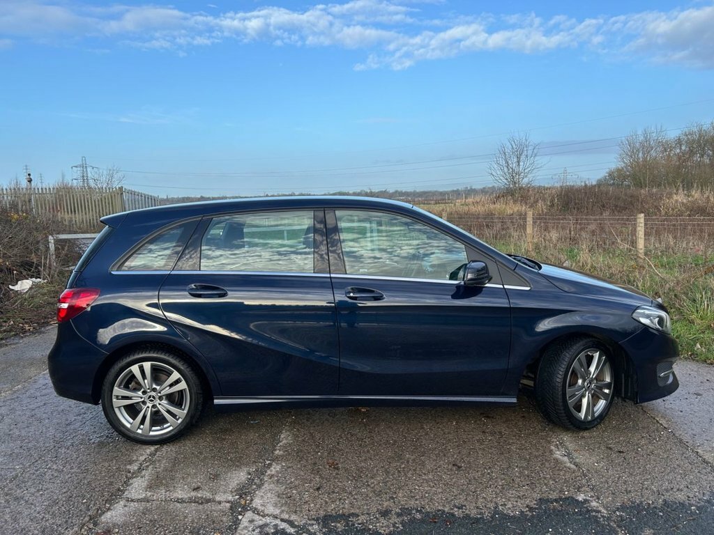 Mercedes-Benz B Class 1.6L Exclusive Edition WU68GZN Blue #5