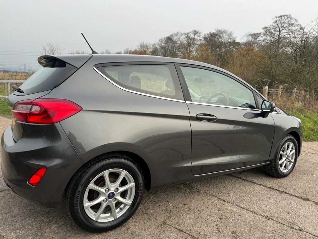 Ford Fiesta 1L Zetec SK68KCV Grey #6
