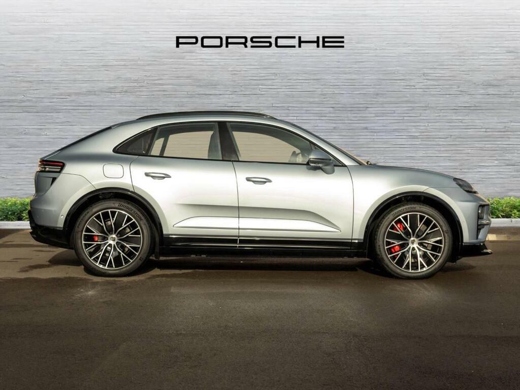 Porsche Macan Turbo  #2