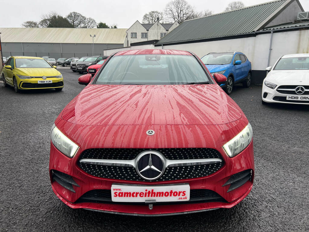 Mercedes-Benz A Class A180d 2.0 Amg Line KR21CVU Red #2