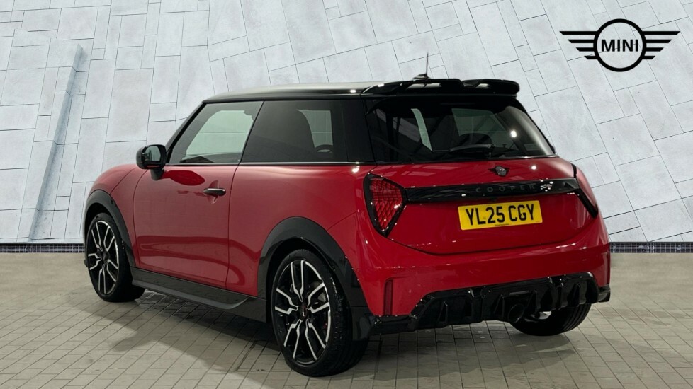 Mini Hatch John Cooper Works YL25CGY Red #2