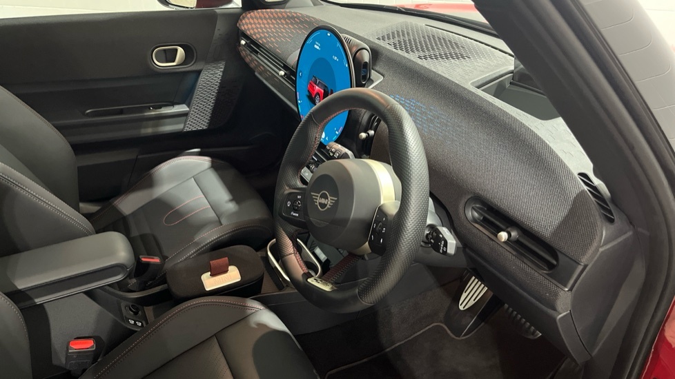 Mini Hatch John Cooper Works YL25CGY Red #6