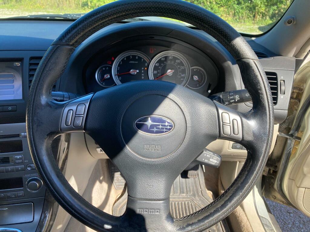 Subaru Outback 3.0 R Gold #13