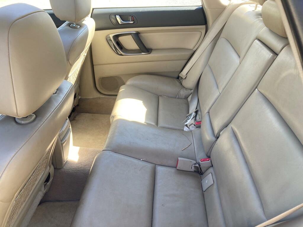 Subaru Outback 3.0 R Gold #9