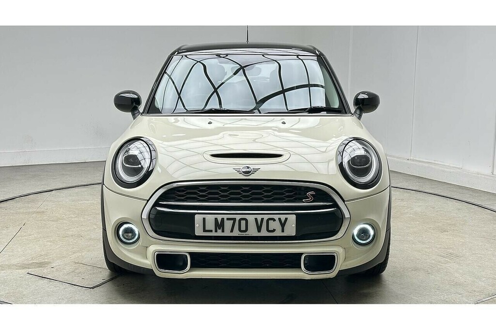 Mini Hatch Cooper S Exclusive LM70VCY White #2