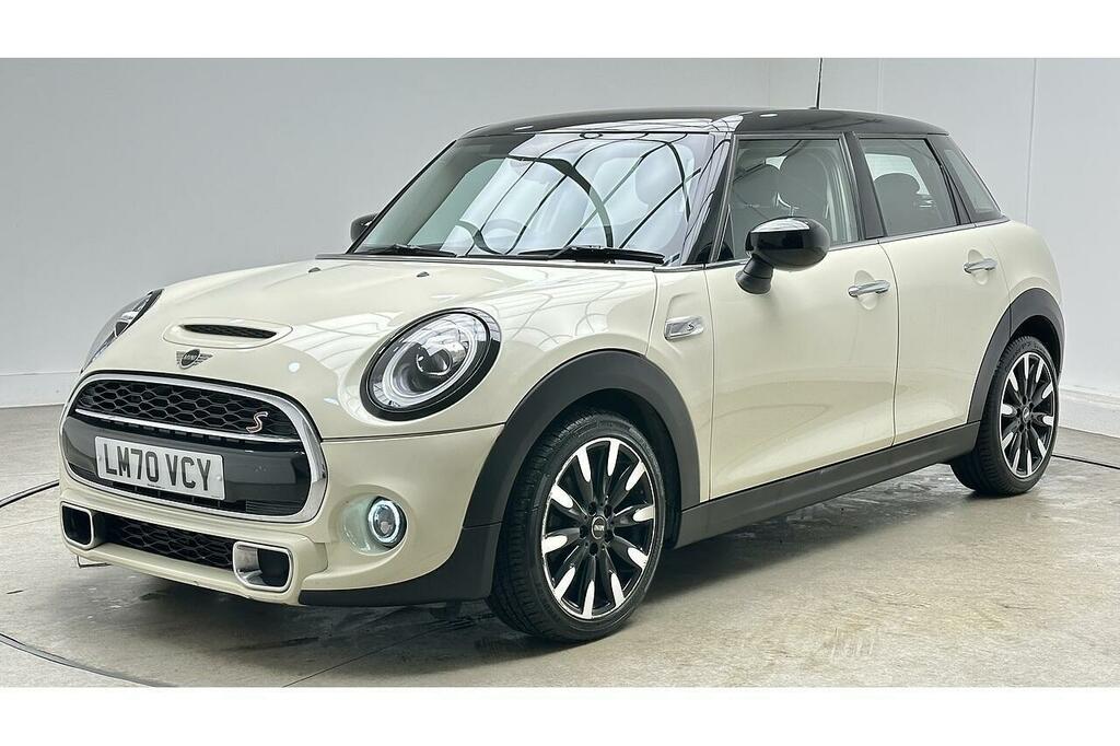 Mini Hatch Cooper S Exclusive LM70VCY White #6