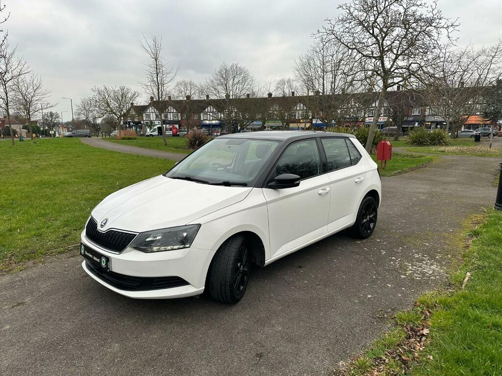 Skoda Fabia Hatchback 1.0 Colour Edition 201717 SE17TTZ White #6