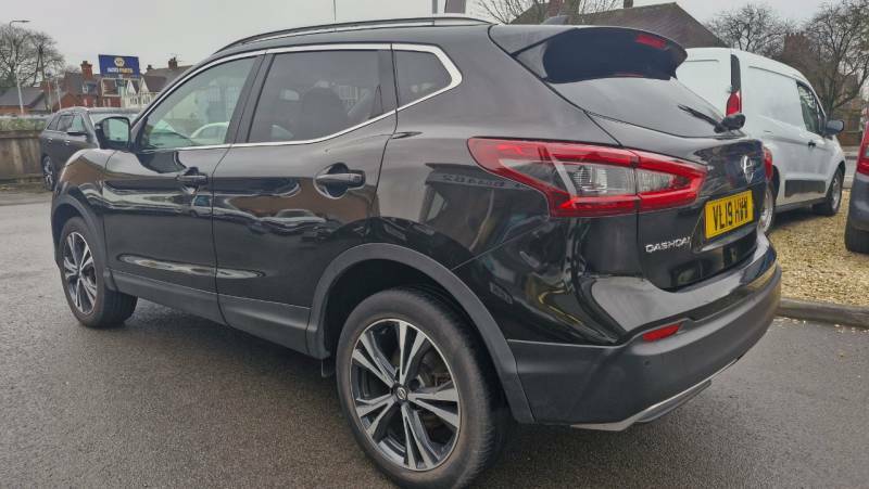 Nissan Qashqai 1.3 Dig-t N-connecta - 2019 19 VL19HWW Black #6