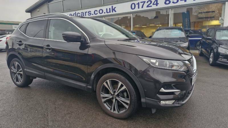 Nissan Qashqai 1.3 Dig-t N-connecta - 2019 19 Black
