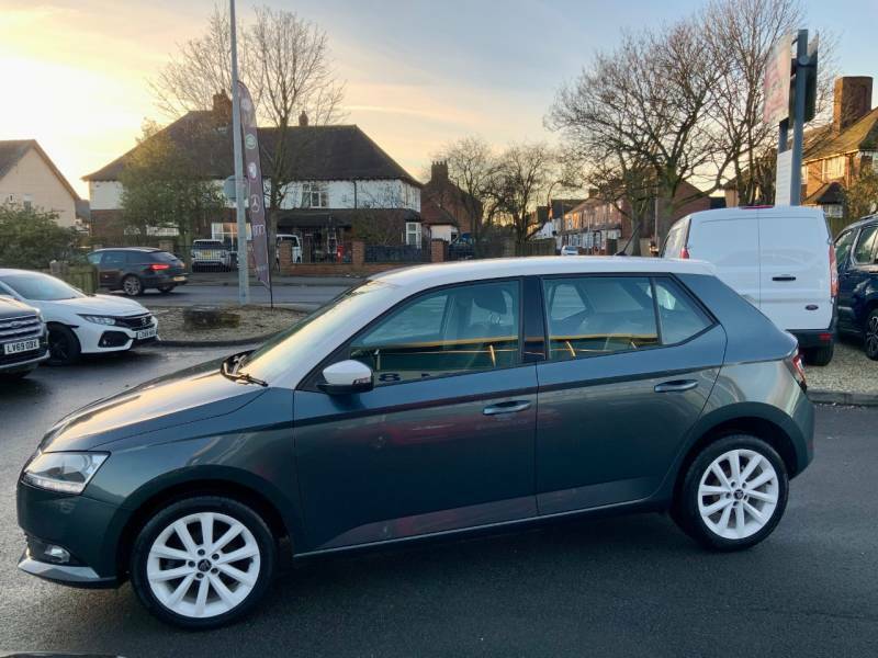 Skoda Fabia 1.0 Mpi 75 Colour Edition - 2019 19 DG19JSY Grey #2