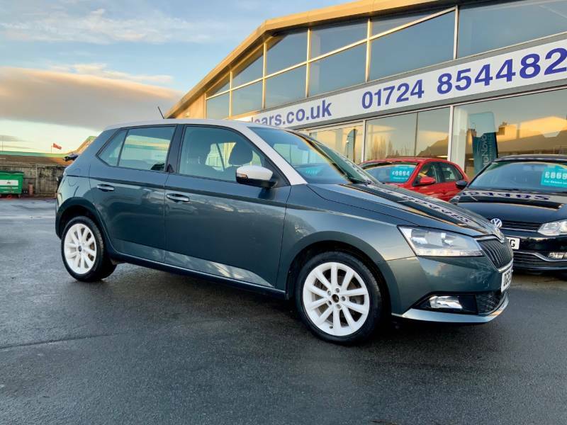 Skoda Fabia 1.0 Mpi 75 Colour Edition - 2019 19 Grey