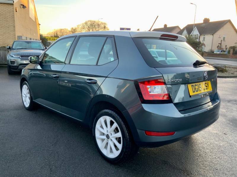 Skoda Fabia 1.0 Mpi 75 Colour Edition - 2019 19 DG19JSY Grey #6