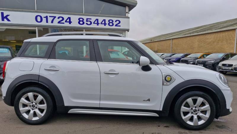 Mini Countryman 1.5 Cooper S E All4 Phev - 2018 68 RO68FNH White #2