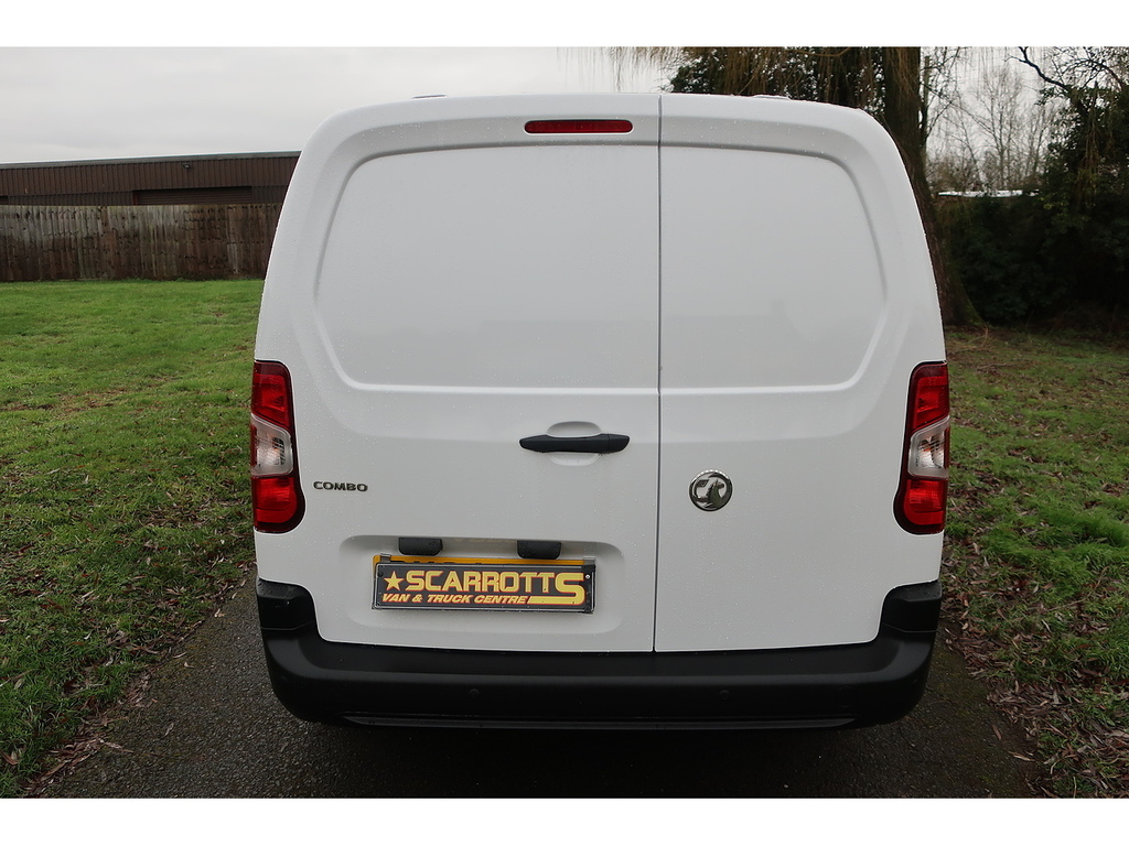 Vauxhall Combo 1.5 Turbo D 2300 Prime Panel Van 6Dr L DV24SNZ White #5