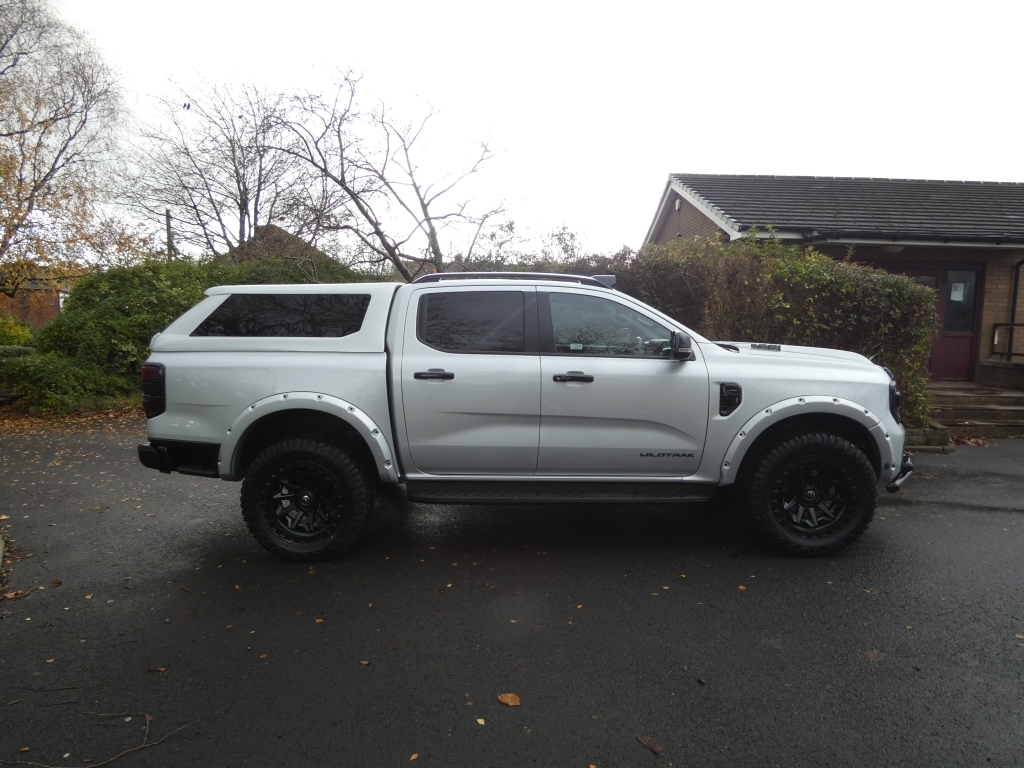 Ford Ranger 2.0 Wildtrak Ecoblue LB73MZD Black #2