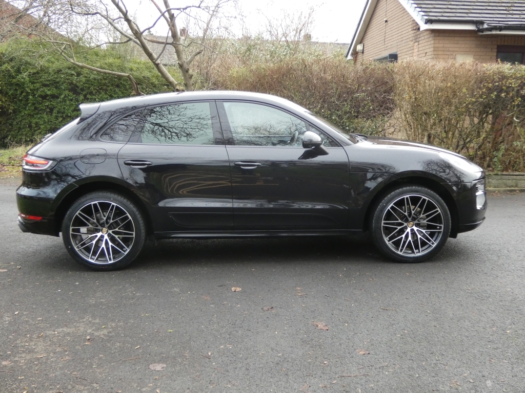 Porsche Macan 2.0 Pdk LY19WHJ Black #2