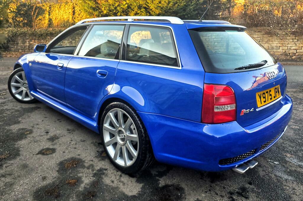 Audi RS4 Avant 2.7L Null Blue #4