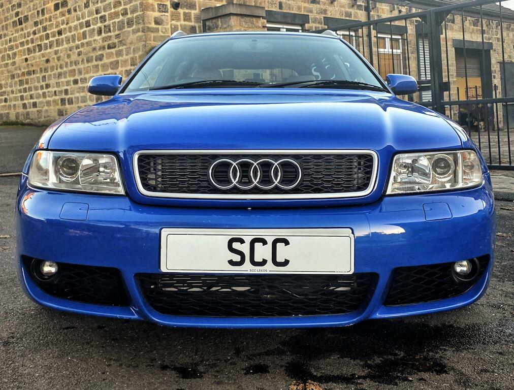 Audi RS4 Avant 2.7L Null Blue #1