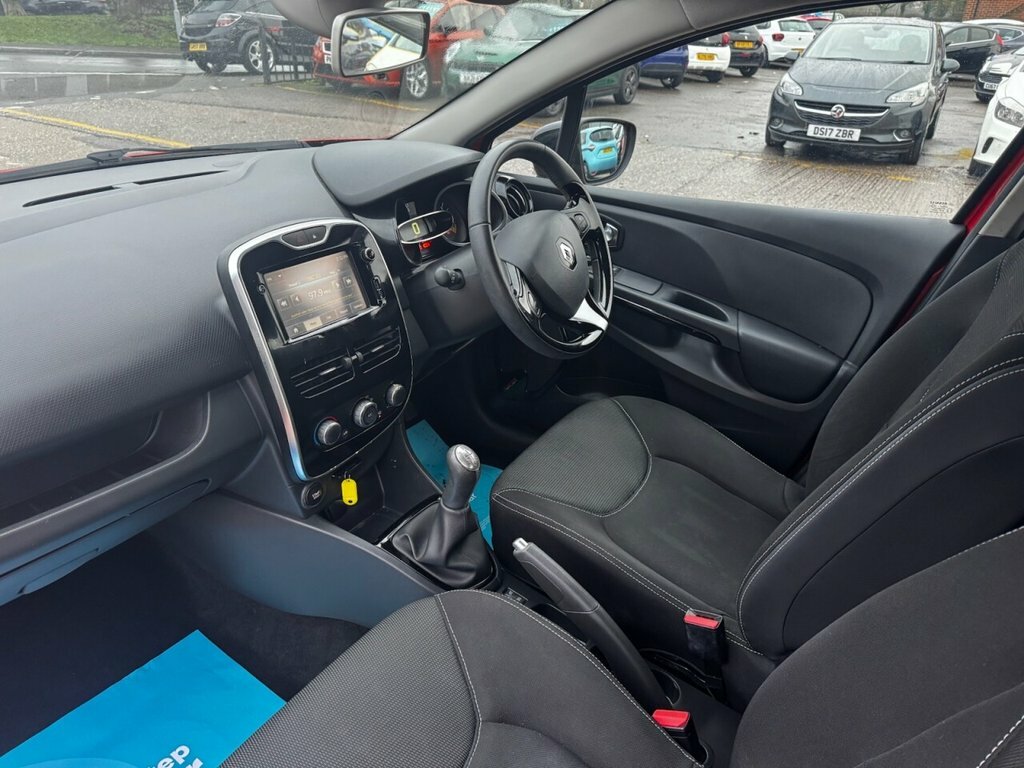 Renault Clio 1.5L Dynamique Nav Red #3