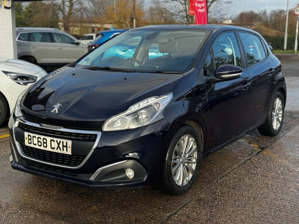 Peugeot 208 1.2L Signature BC68CXH Blue #4