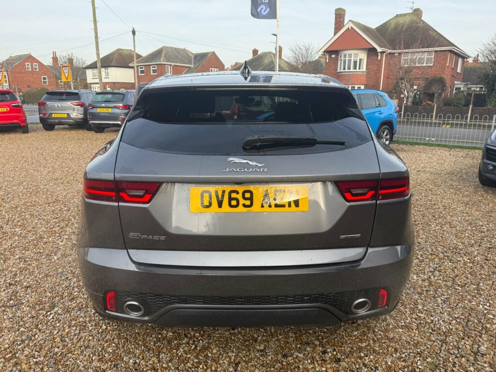 Jaguar E-Pace 2.0 D180 R-dynamic Hse Awd Euro 6 Ss OV69AEN #4