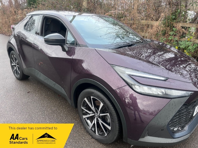 Toyota C-Hr Design Phev OV74YCU Purple #2