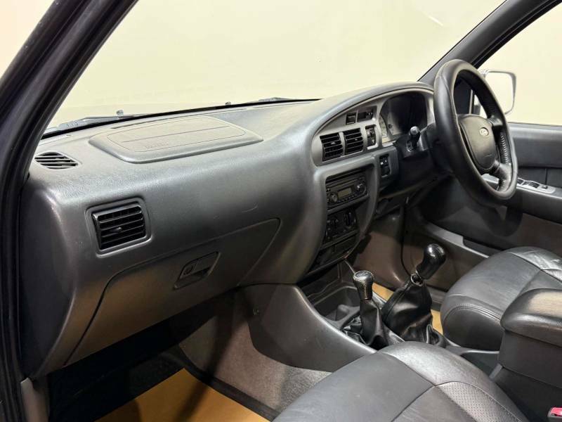 Ford Ranger 2.5 Double Cab No Vat Grey #25