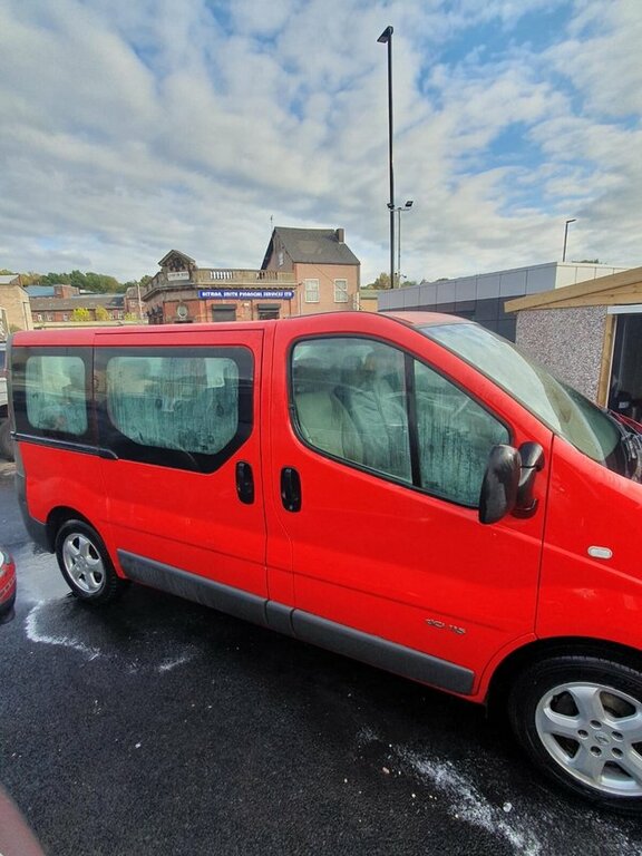 Nissan Primastar 2L Se White #5