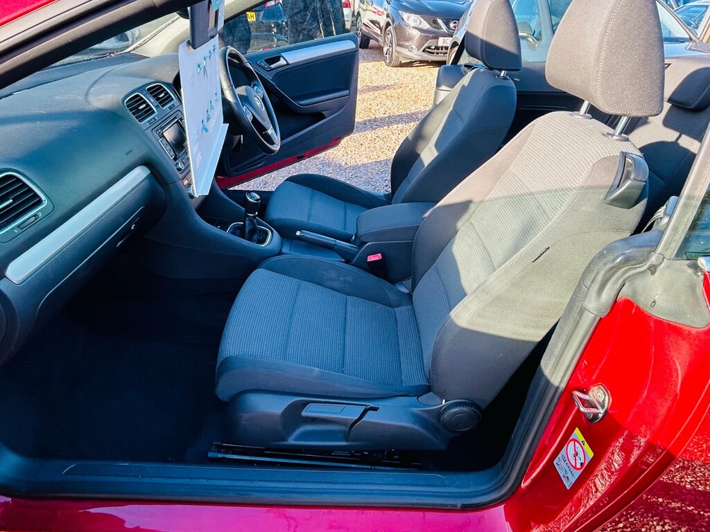Volkswagen Golf 1.4 Tsi S Cabriolet Euro 5 122 Red #3