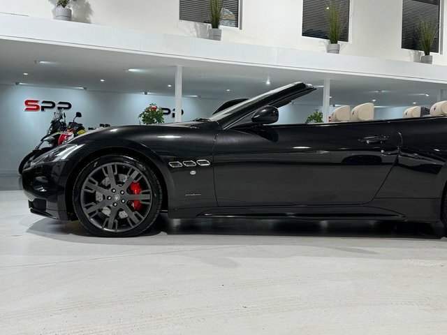 Maserati GranCabrio 4.7L Null Black #22