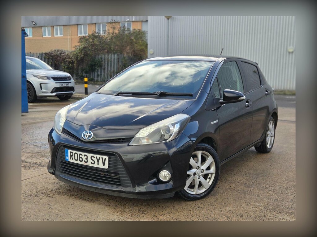 Toyota Yaris 1.5 Vvt-h T Spirit Cvt Euro 5 RO63SYV Black #6