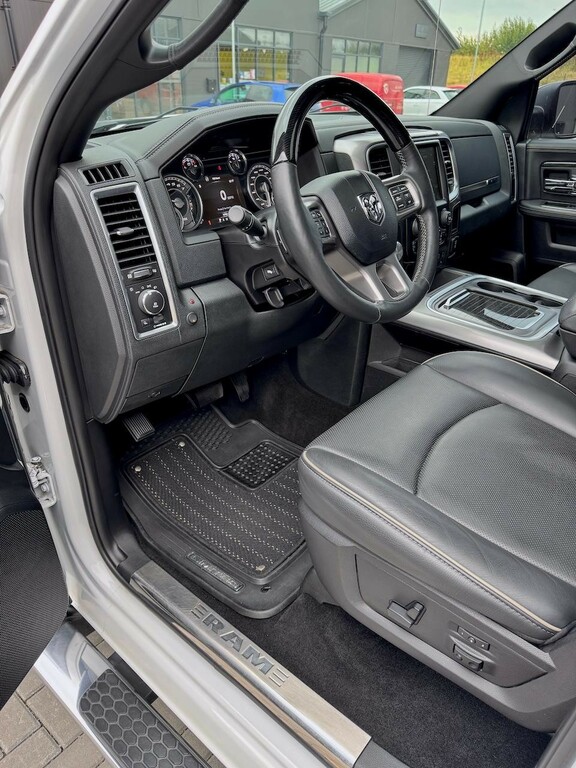 Dodge RAM Pickup White #4