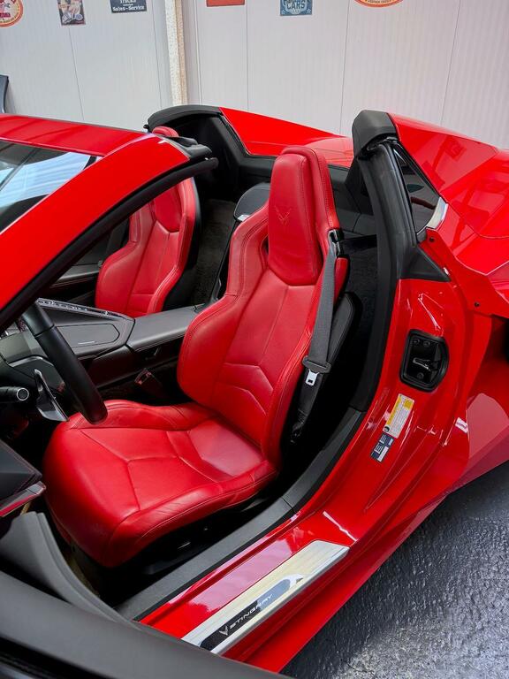 Chevrolet Corvette Convertible Red #4
