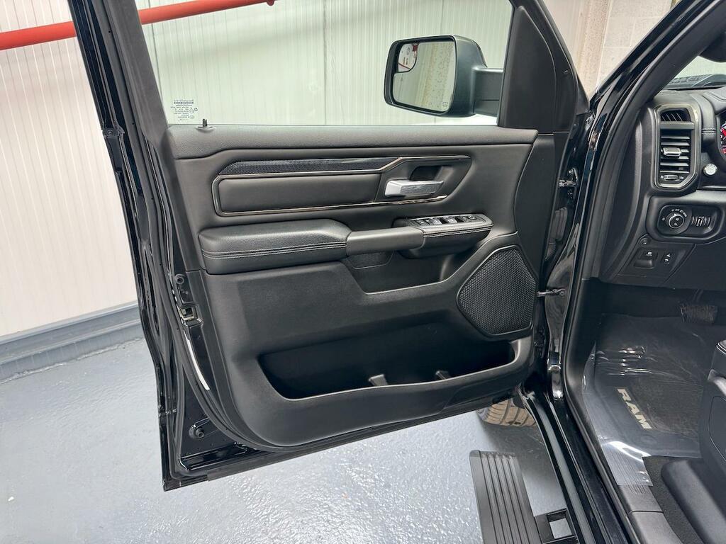 GMC  Sle XL Black #6