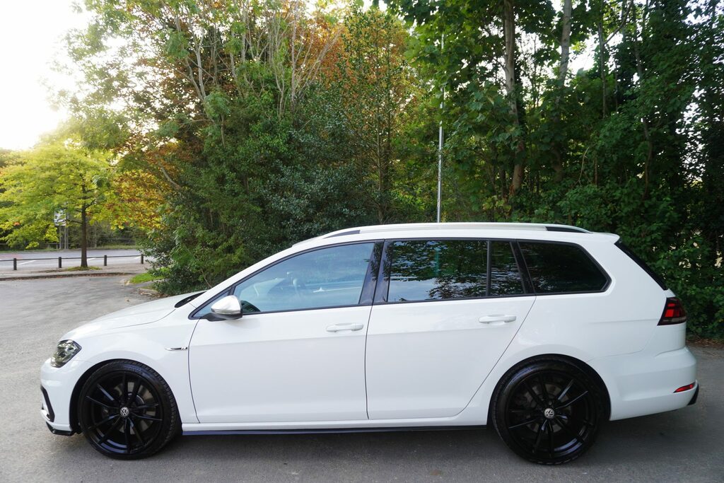 Volkswagen Golf 2.0 Tsi R HJ18CBF White #2