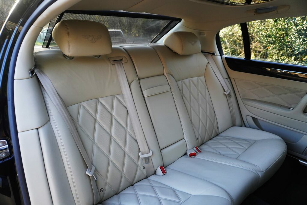 Bentley Flying Spur Saloon #47