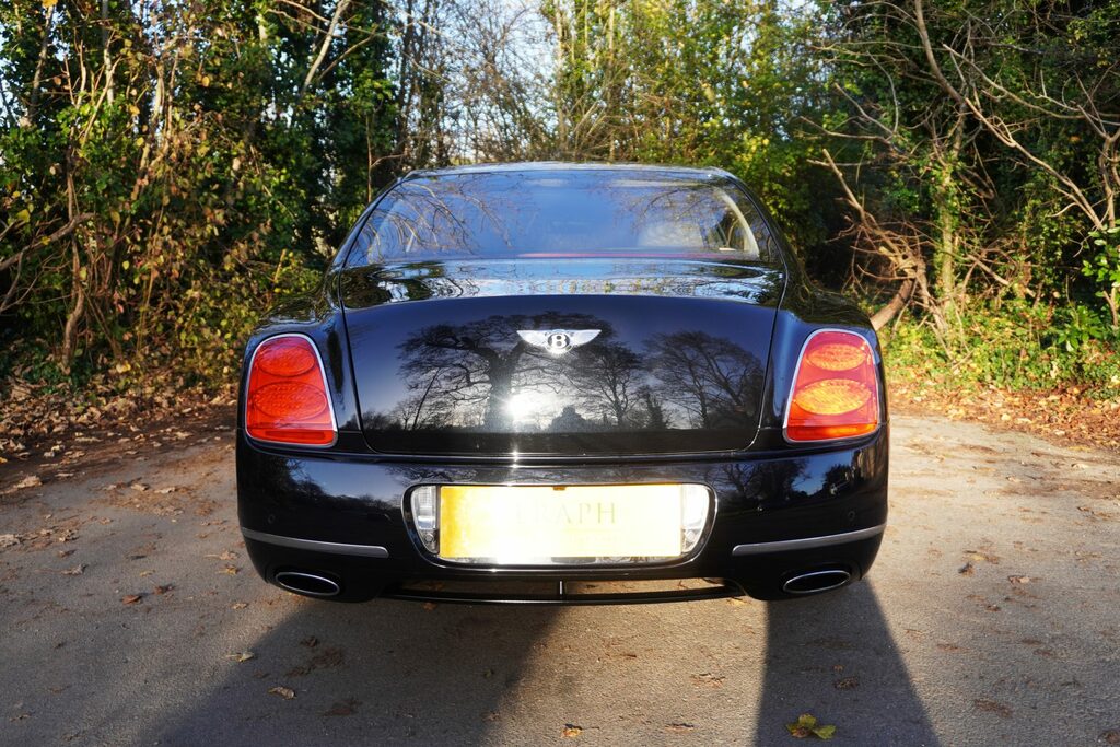 Bentley Flying Spur Saloon #4