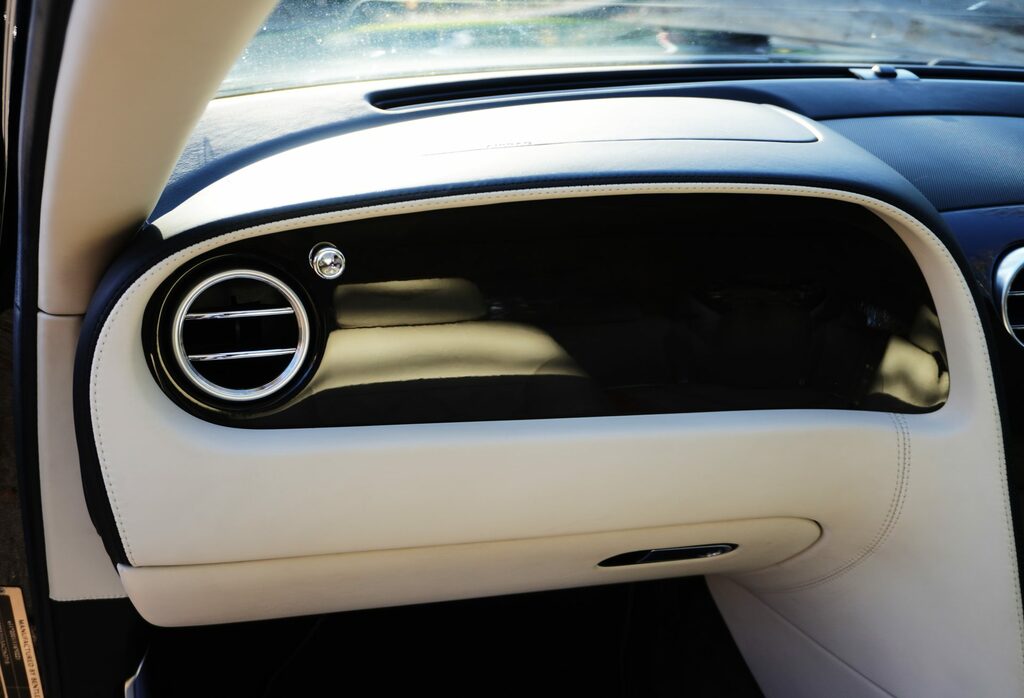 Bentley Flying Spur Saloon #55